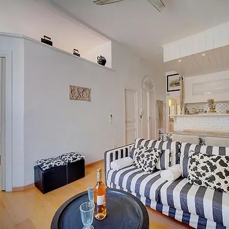 Apartment A2b159 - Atypique Au Suquet Avec 2 Chambres!! Cannes