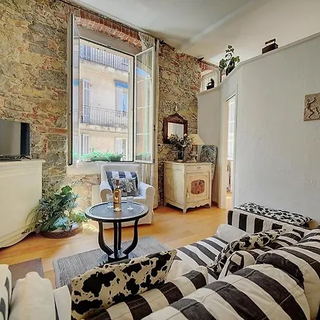 A2b159 - Atypique Au Suquet Avec 2 Chambres!! * Cannes